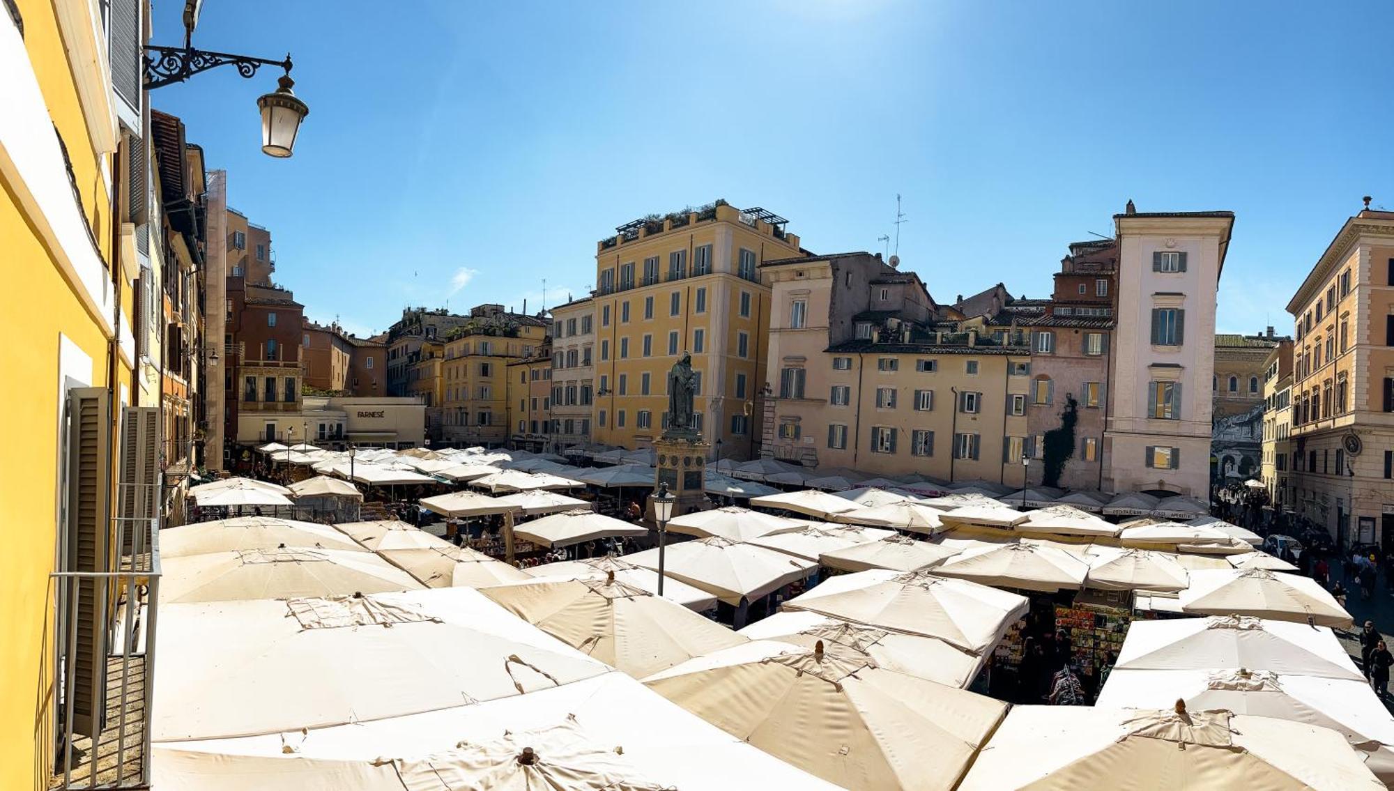 View On Campo De Fiori Irex Apartment 로마 외부 사진